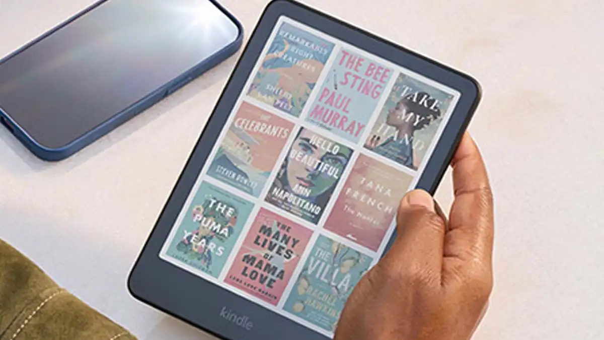 Amazon Kindle Colorsoft 16 GB and Kids bundle e-readers with color E-Ink display and protective cover